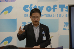 動画サムネイル:平成29年9月8日定例記者会見