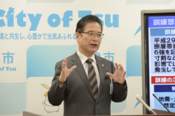 動画サムネイル:平成29年10月27日定例記者会見