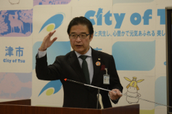 動画サムネイル:平成29年12月22日定例記者会見