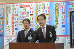 動画サムネイル:平成28年3月23日定例記者会見