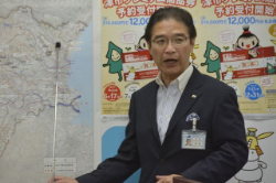 写真:平成27年6月2日定例記者会見の様子