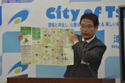 写真:平成27年10月19日定例記者会見の様子