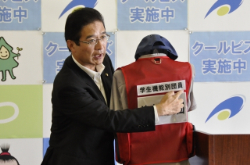 写真：平成25年6月3日定例記者会見の様子