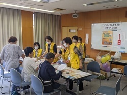 写真：啓発活動の様子1