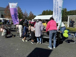 写真：啓発活動の様子2