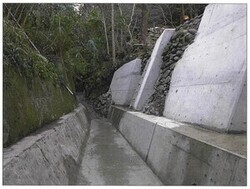 写真：王子討谷川　護岸整備後