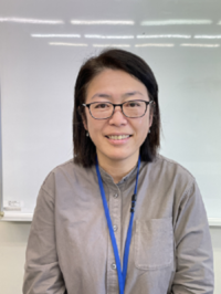 写真：先輩社員（人事課）