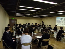 写真：業務説明会の様子1