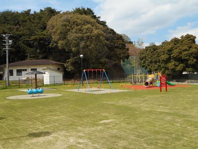 写真：公園遊具