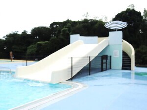 写真:流水すべり台