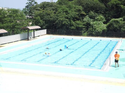 写真:25メートルプール