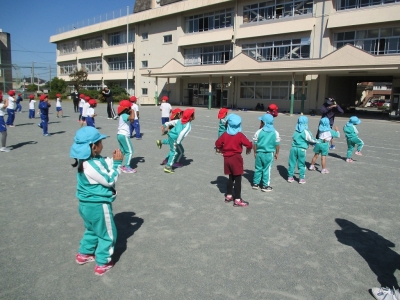 写真：地域の保・小・中との交流