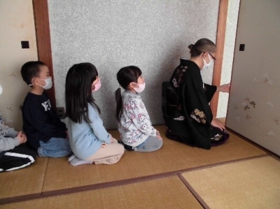 写真：お茶会体験の様子