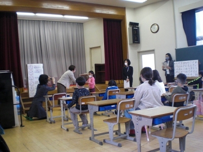 写真：就学前日本語教室（プレスクール）「つむぎ」の様子2