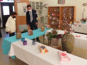 写真:高洲教育集会所作品展