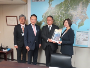 写真:中勢バイパス要望活動