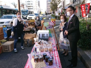 写真:津駅周辺道路空間社会実験