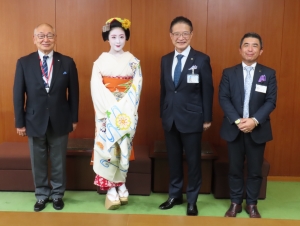 写真:京都舞妓 小晶さん