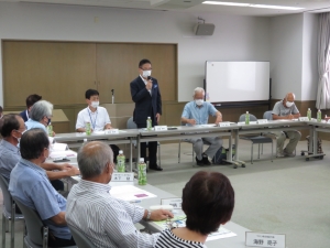 写真:みまもり研究会安濃挨拶