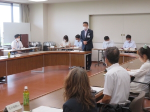 写真:ケーブルテレビ委嘱式挨拶