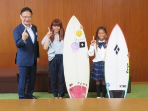 写真:第56回全日本サーフィン選手権大会出場選手来訪