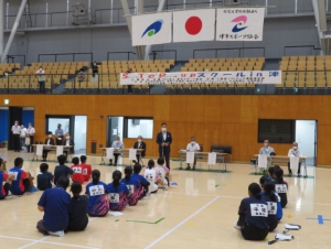 写真:テニススクール挨拶