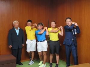 写真：ゴルフ選手権大会出場