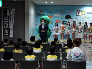 写真：チームラボ挨拶