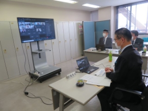 写真:第27回政策評価審議会