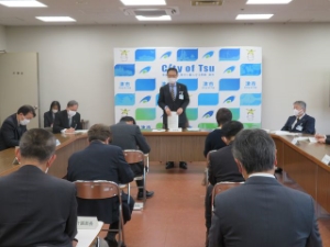 写真：第122回新型コロナウイルス感染症対策本部会議