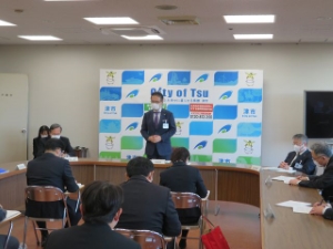 写真:第121回新型コロナウイルス感染症対策本部会議