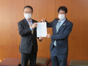 写真:UAゼンセン三重県支部役員