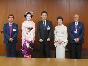 写真:舞妓 小晶さん