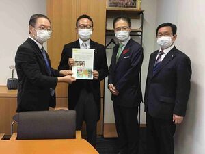 写真：伊藤渉 財務副大臣