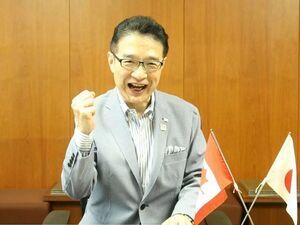 写真：カナダレスリングチームへの応援メッセージ撮影