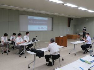 写真：政策課題研修 政策提案報告会2