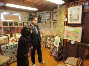 写真:跡部地区作品展