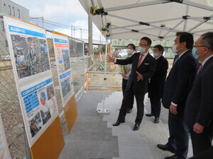 写真：大谷踏切拡幅事業視察対応1