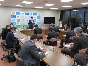 写真：新型コロナウイルス感染症対策本部会議