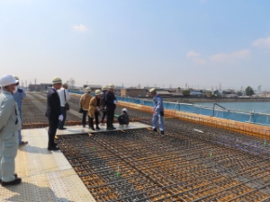 写真：津興橋建設工事現場見学会3