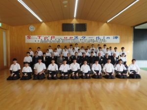 写真：STeP upスクールin津（弓道競技）2