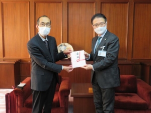 写真：パナック株式会社 宮下正博 代表取締役会長兼社長