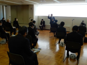 写真：新型コロナウイルス感染症対策本部会議