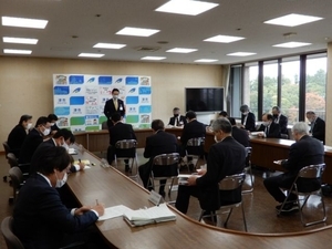 写真：第51回新型コロナウイルス感染症対策本部会議