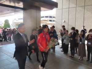 写真：杉野正尭選手パリ2024オリンピック競技大会報告の様子2