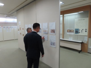 写真：第3回「橘南谿」展 鑑賞