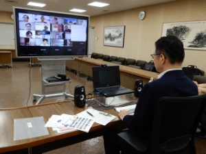 写真：カイロス　オンライン講師