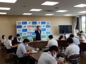 写真：第37回新型コロナウイルス感染症対策本部会議