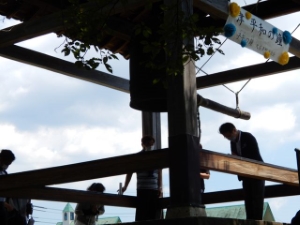 写真：津・平和の鐘（2）