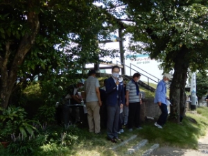 写真：津・平和の鐘（1）